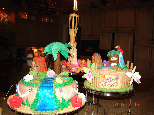 Claire's_Luau_Cake_3.jpg
