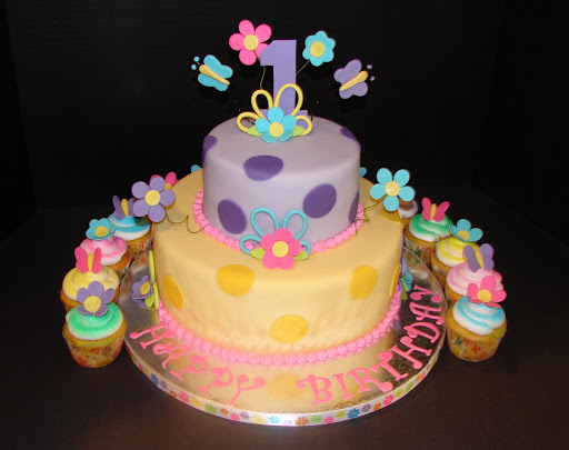 Sloan's_1st_Birthday_Cake__01.jpg