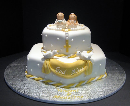 Vinny's 1st Communion Cake 001.jpg