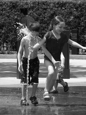[Hunter & Rachel playing in the water[2].jpg]
