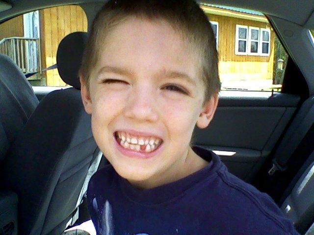 [Hunter's lost his 4th tooth[2].jpg]