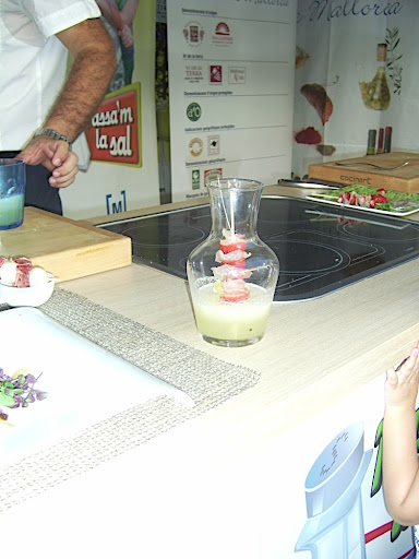 Crema de meló amb broqueta de cuixot