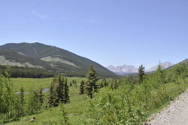 [Mountains.1[8].jpg]