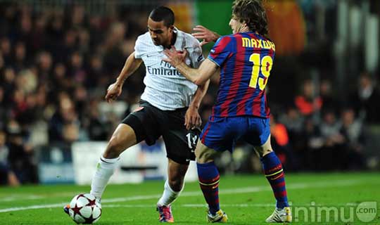 barcelona-4-1-arsenal-theo-walcot.jpg barcelona-4-1-arsenal-theo-walcot.jpg