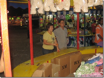 They like throwing oranges during the Chap Goh Meh like a couple.