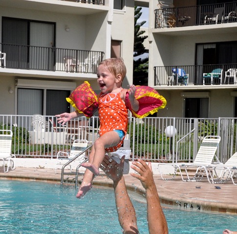 [ormond beach 0810 (222)crop[3].jpg]