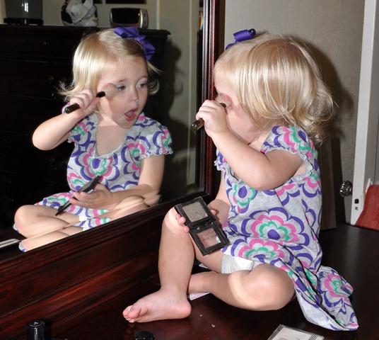 [mommy's makeup 101010 (4)crop[3].jpg]