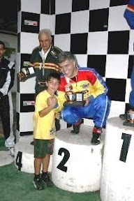 Alexandre recebendo troféu - 5ª etapa - 06.07.08