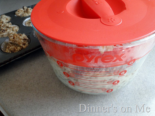 pyrex bowl with lid