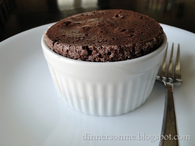 [warm chocolate pudding cakes[2].jpg]