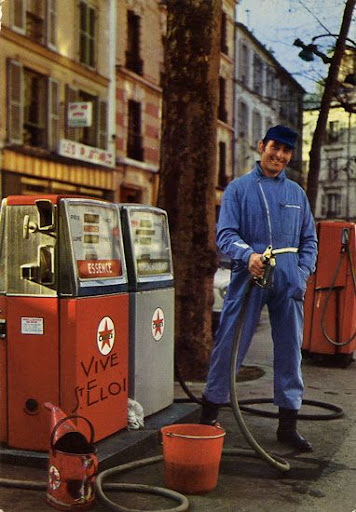 Cartes Postales Pop et Kitsch des années 50, 70 et 70 Obviously phony workers / Faux travailleurs