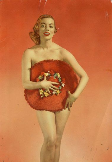 Cartes Postales Pop et  Kitsch des années 50, 70 et 70 Babes on the beach / En maillot de bain