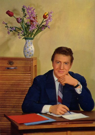 Cartes Postales Pop et  Kitsch des années 50, 70 et 70 - Pop and kitsch vintage postcards from the fifties, the sixties and the seventies : Cravate party