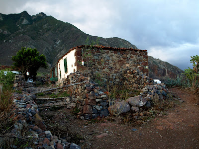 Foto de   Benijo-Faro-Tafada-Benijo