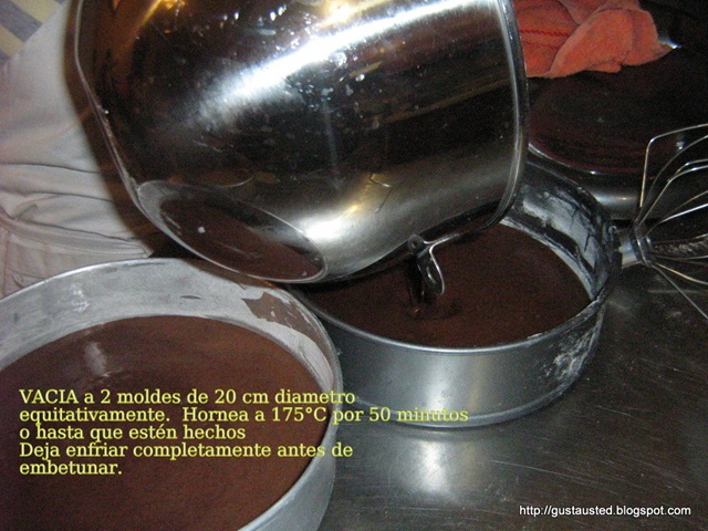 [7 VACIA A LOS MOLDES[3].jpg]