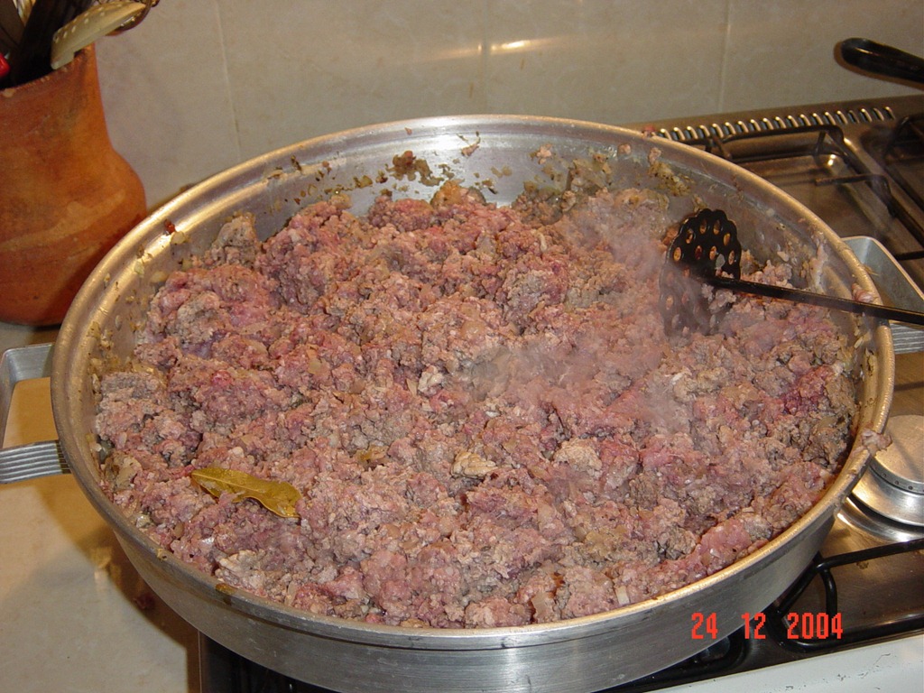 [6 COCINANDO EL RELLENO[5].jpg]