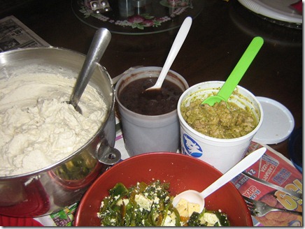 CADA RELLENO CON SU CUCHARA CADA RELLENO CON SU CUCHARA