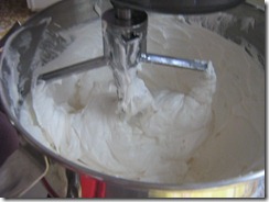 BATE LA MANTECA CON LA SAL BATE LA MANTECA CON LA SAL