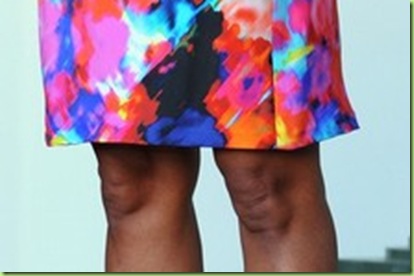 whose portraits do you see in lady m's knees