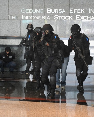 [indonesian  terror team[7].jpg]