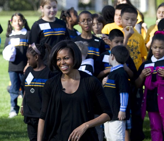 [2010-04-01-MICHELLEOBAMA[7].jpg]