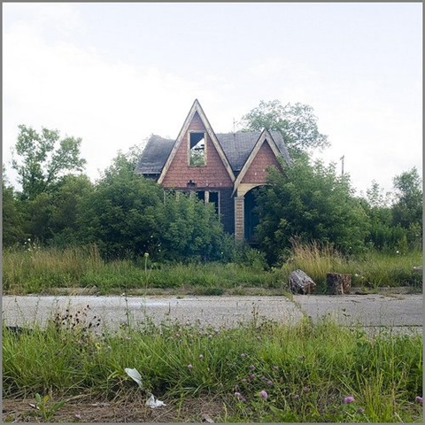 [feral house detroit2[3].jpg]