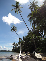Strandje bij Mimpi Indah resort