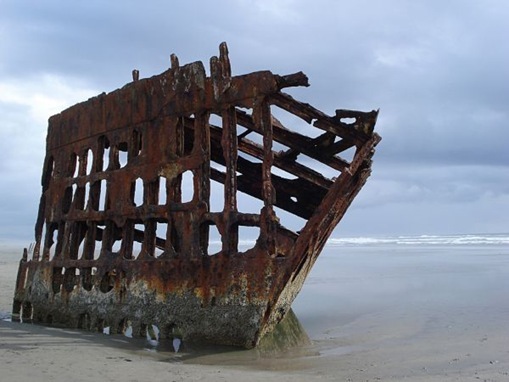 [Amazing Above-Water Shipwrecks_4[2].jpg]