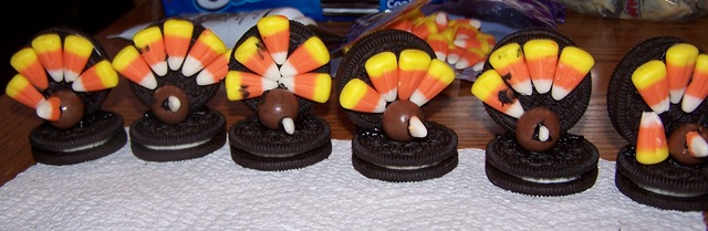 [turkey cookie lineup[6].jpg]