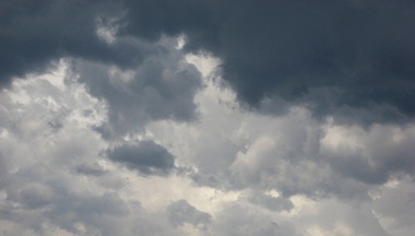 Dark_Clouds_Vs_White_Clouds