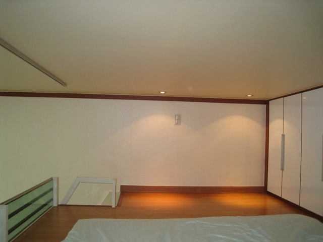[Korean Apartment 03 [1024x768][2].jpg]
