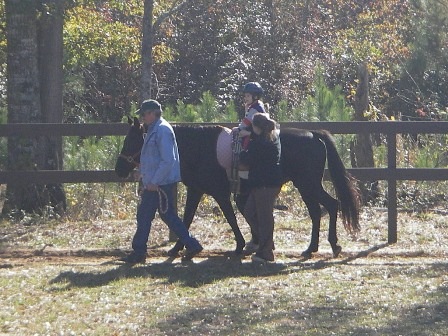[Grifyn hippotherapy 010[2].jpg]