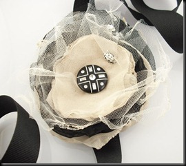 dina_manzo_flower_brooch_nude_and_black dina_manzo_flower_brooch_nude_and_black