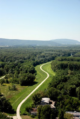 Walking trail from Bratislava to Vienna