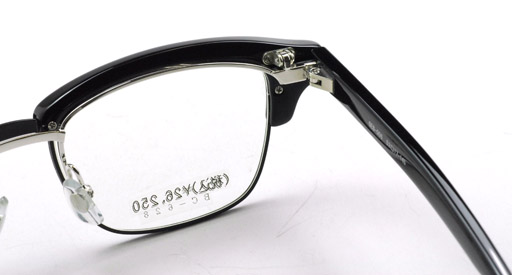  GLOSS EYESの新作登場！