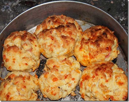 apple-cheddar-biscuits