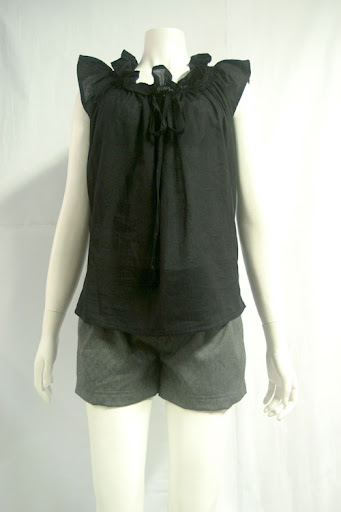 Elastic ruffle collar blouse with ribbon tie. Black cotton - can be worn off shoulder. MPJY0409-002 S$33.90 PTP: 16" STH" 23"