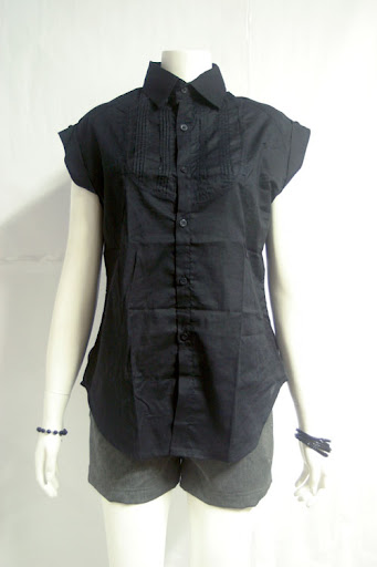 Sleeveless ribbed front blouse. Black cotton. MPJY0409-005 S$33.90 PTP: 18" STH : 25"