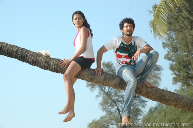 [Pancharangi_Movie_stills1[2].jpg]