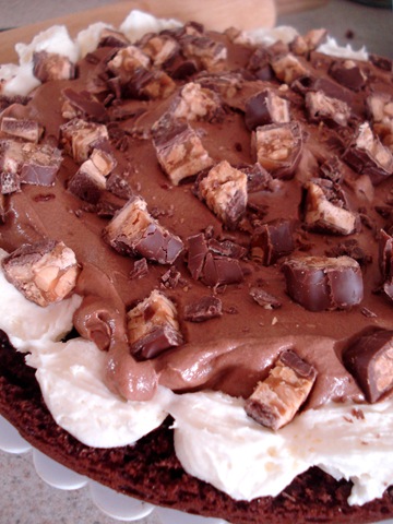 [bhbcakeinside[4].jpg]