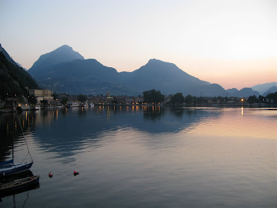 Riva bei Sonnenaufgang Riva bei Sonnenaufgang