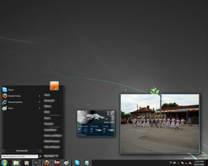 [OnlyBlack_Windows_7_RC_theme_by_tone.png]