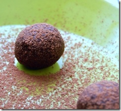raw-organic-chocolate-truffles-crop-2