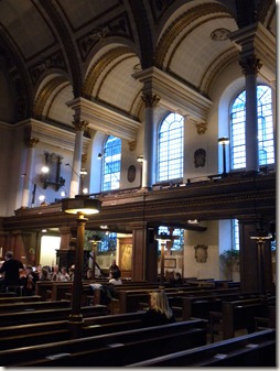 St James's Piccadilly, interior