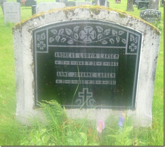 Headstone_AndreasAnneLarsen