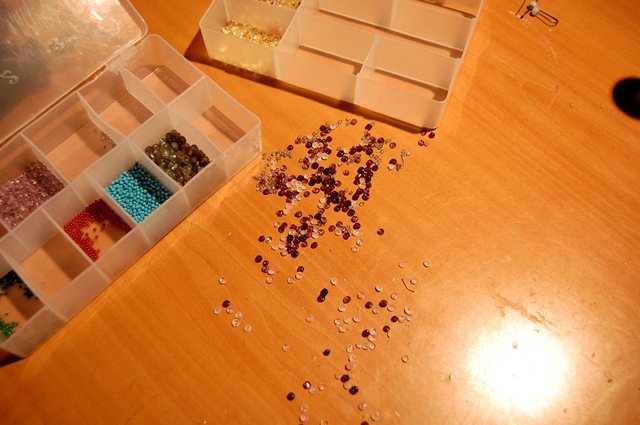 [Who Spilled the Beads[4].jpg]