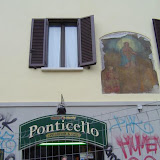 Idolatria e vandalismo em Milão