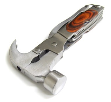 [ultimate-geeks-multi-tool-hammer[4].jpg]