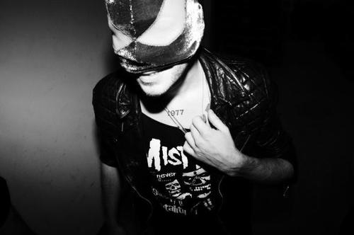 [The Bloody Beetroots (promo)[3].jpg]