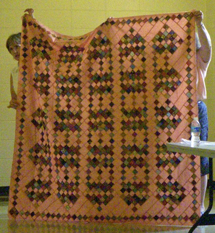 [0609 Pink Quilt[2].jpg]